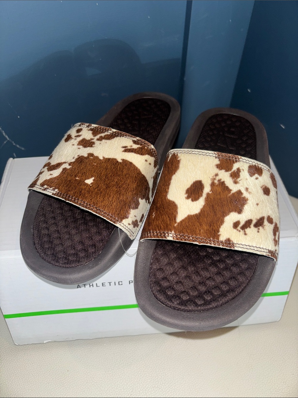 NEW | APL Iconic‎ Slides - Cow Hide (Brown) NWT❗️